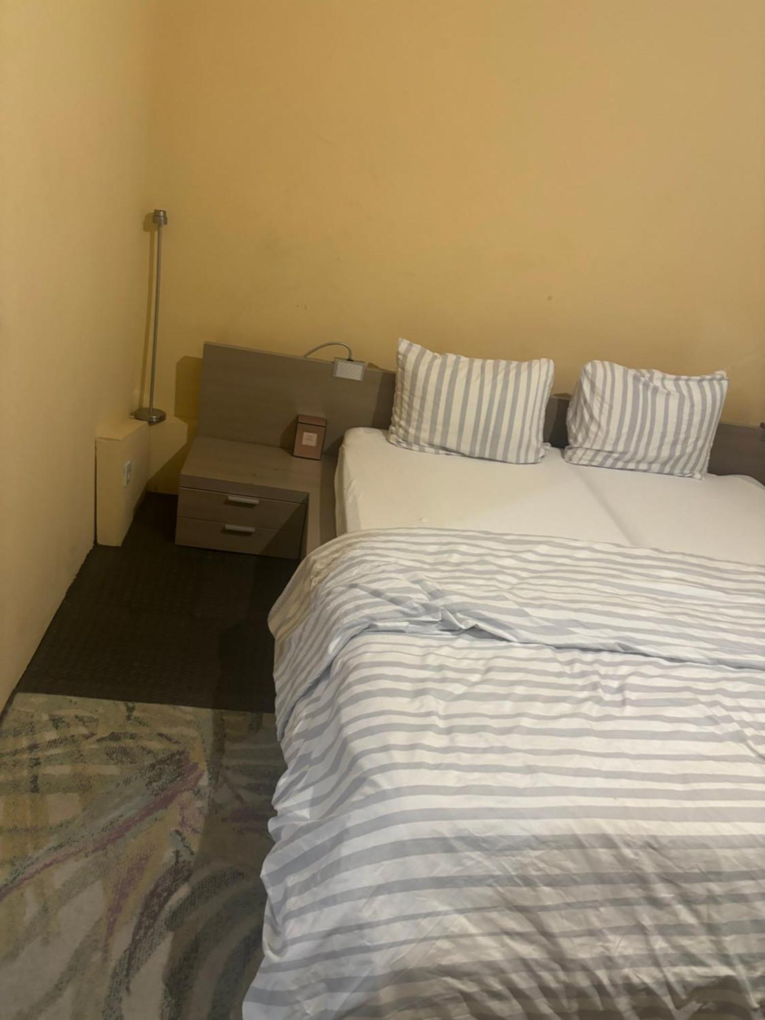 בריסל Apartment For Rent מראה חיצוני תמונה