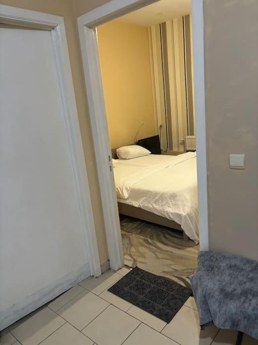 בריסל Apartment For Rent מראה חיצוני תמונה